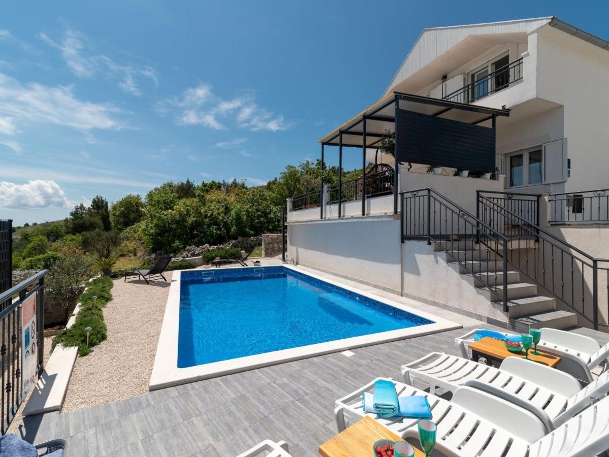 Scenic Sea View,Three Bedroom Villa With Pool تروغير المظهر الخارجي الصورة