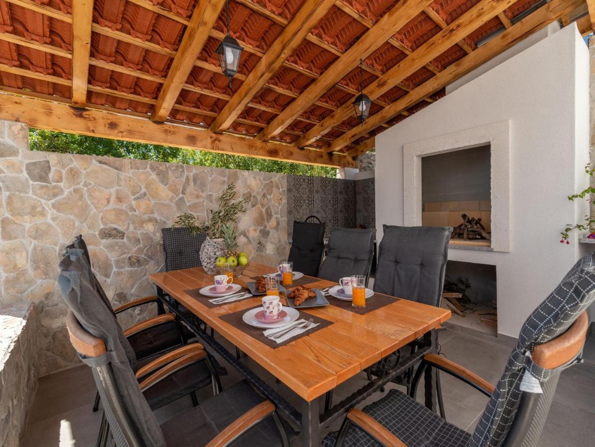 Scenic Sea View,Three Bedroom Villa With Pool تروغير المظهر الخارجي الصورة